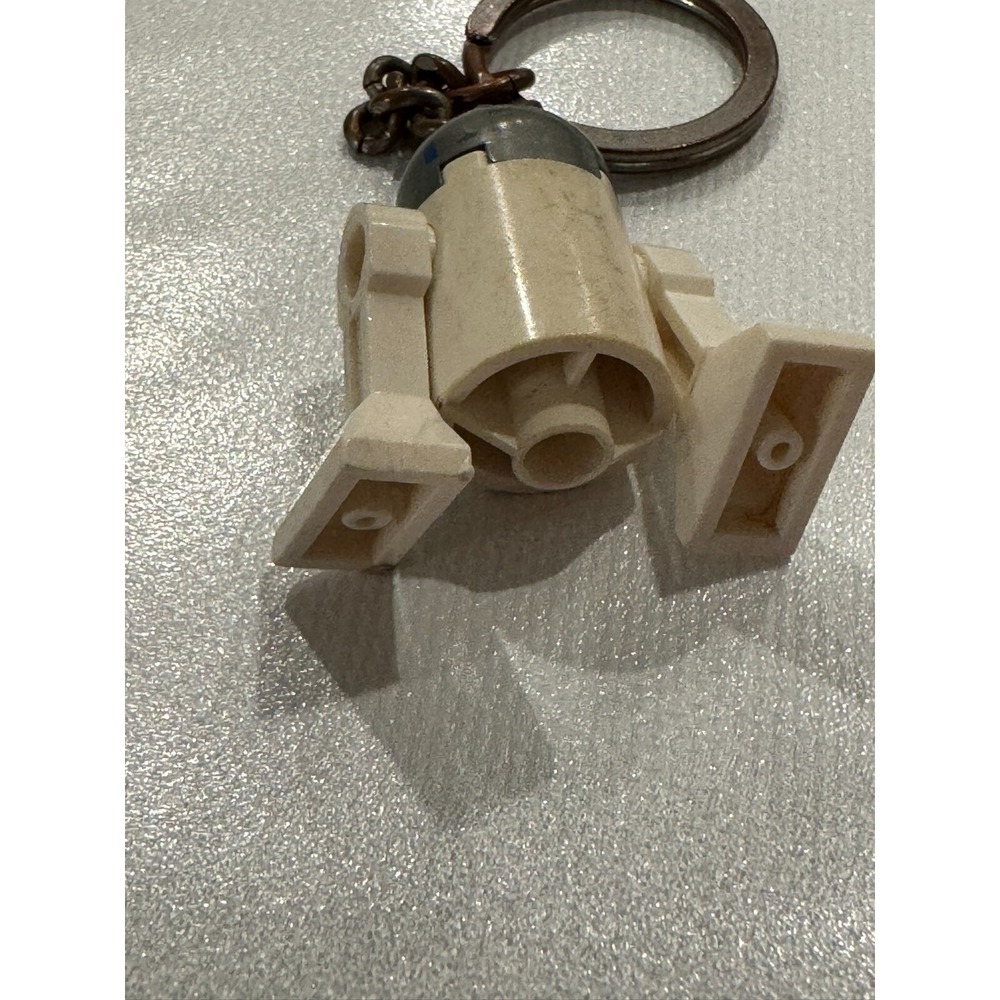 Lego Star Wars R2D2 Minifigure Keychain - Picture 6 of 8